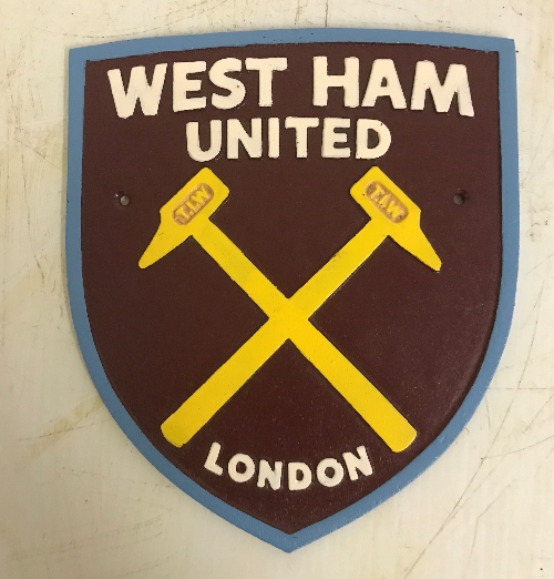 A modern painted cast metal sign "West Ham United London", 24.