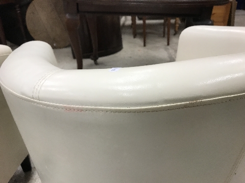 A near matching pair of modern Italian cream leather upholstered tub chairs on square tapered - Image 11 of 14
