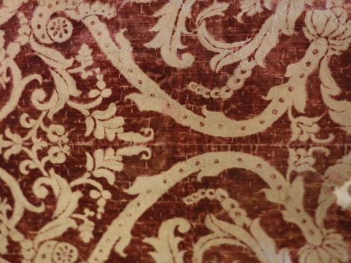 A 19th Century velvet red and gold tablecloth with tasselled edge and bird and foliate decoration - Image 4 of 16