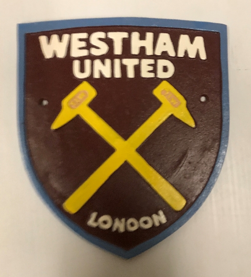 A modern painted cast iron sign inscribed "West Ham United", approx 21.