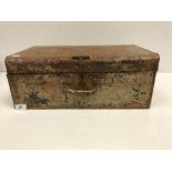 A vintage style painted metal suitcase 46 cm wide