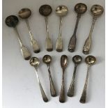 A set of four Victorian silver mustard spoons (London 1850),