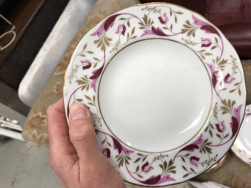 A Royal Crown Derby "Princess" (A1281) pattern part dinner service in puce and gilt foliate design - Image 7 of 12