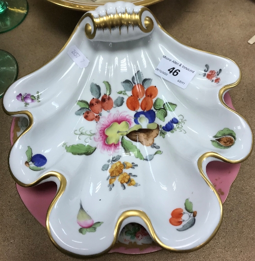 A Herend shell decorated fruit bowl No.