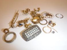 A collection of various jewellery to include un-marked yellow metal rings x 3,