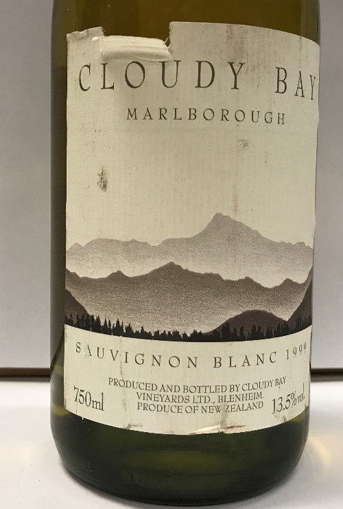 Eighteen bottles Cloudy Bay Marlborough Sauvignon Blanc 1999