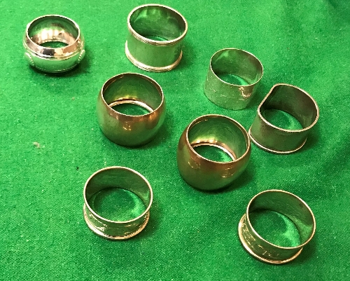 Two pairs of silver napkin rings and four various single napkin rings (various dates and makers), 5. - Image 3 of 4