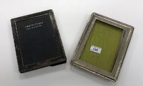 An Edwardian rectangular silver photograph frame on easel mount (maker's mark obscured,