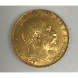 A George V gold sovereign, 1910,