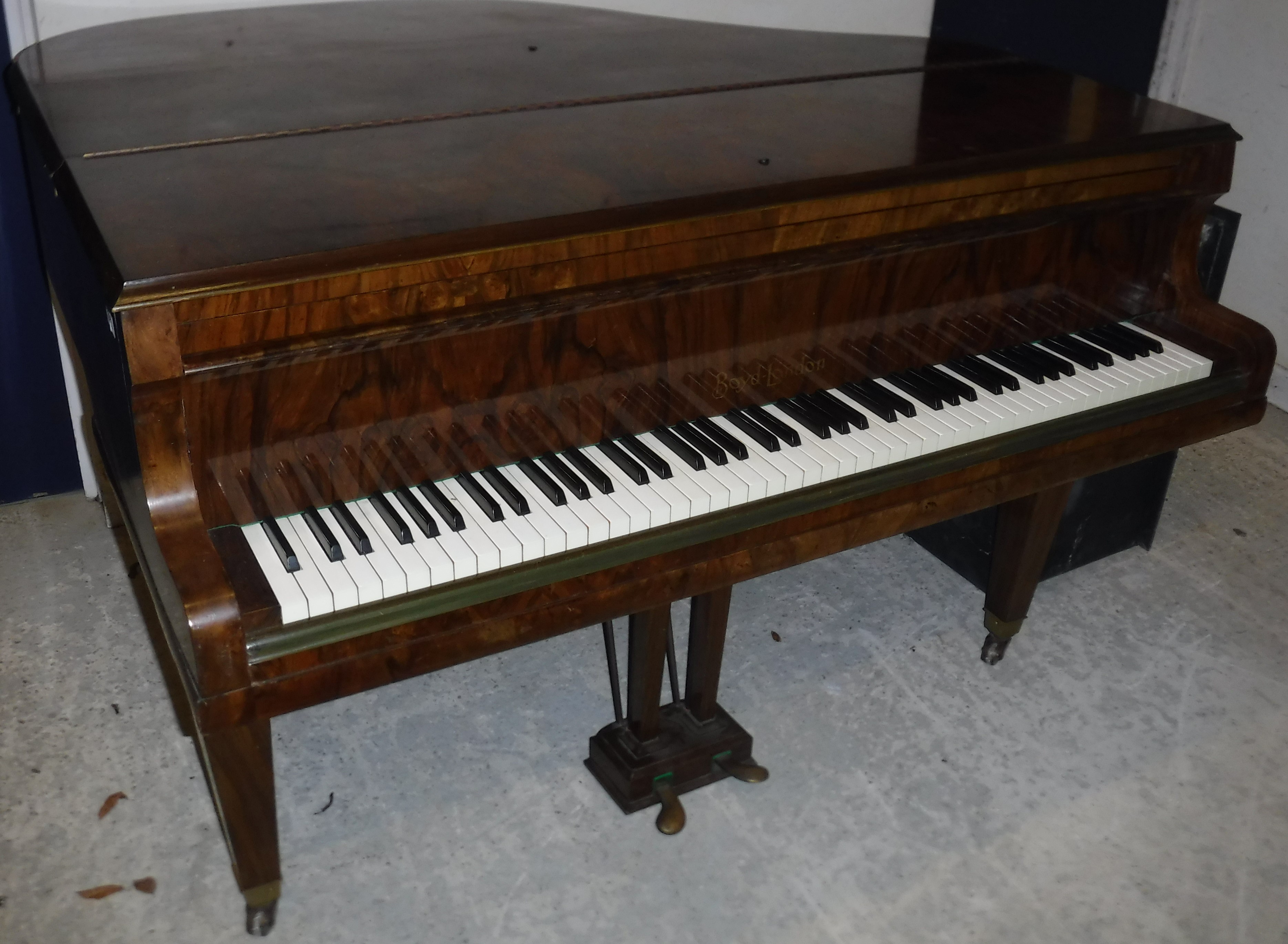 A burr walnut cased boudoir grand piano with iron framed over strung movement by Boyd of London 142 - Image 2 of 17