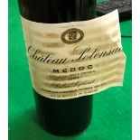 Sixteen bottles various mixed wines including Chateau Grand Puy Lacoste Saint Girons 1987,