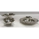 An Edwardian silver tazza with two open work handles,