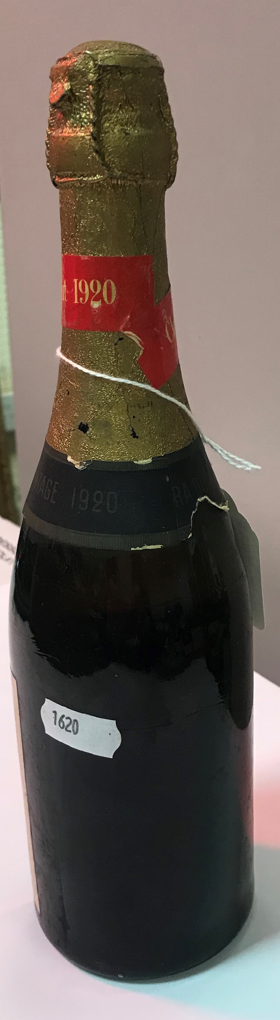 One three quarter bottle Charles Heidsieck Champagne 1920, - Image 8 of 10