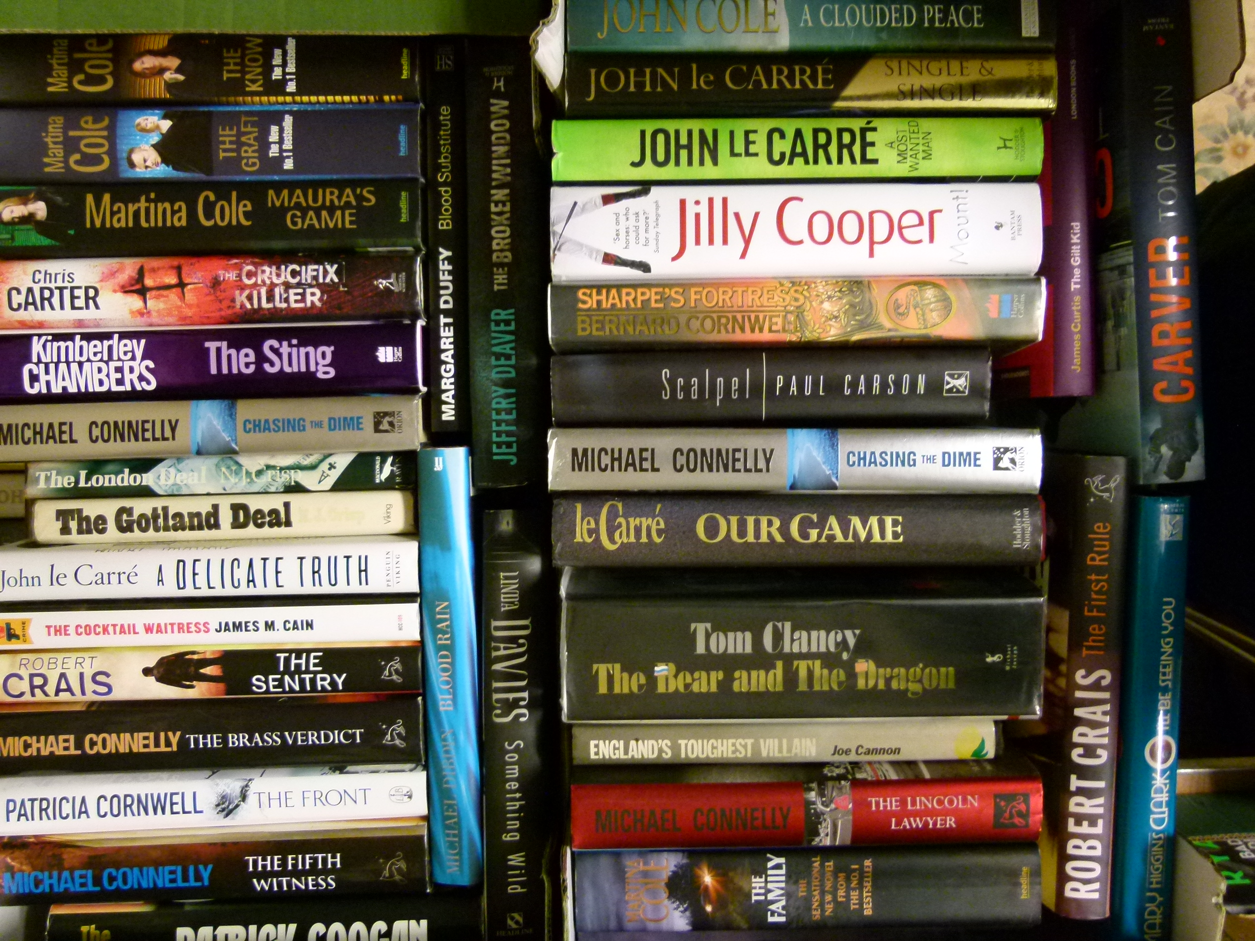 John le Carre, Michael Connelly, Martina Cole, and others. A collection of circa 39 hardback novels, - Image 2 of 2