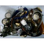 A quantity of gentlemen's and ladies' wristwatches