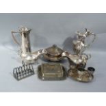A quantity of silver plated items including, pair of sauceboats, butterdish, coffee pot, hot water