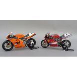 Minichamps 1:12 Ducati 998R Superbike 2002, Troy Bayliss, boxed, and a Ducati 996 Superbike 2000