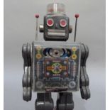 Horikawa (Japan) Fighting Robot, c.1960s, battery operated, 28.5cm high