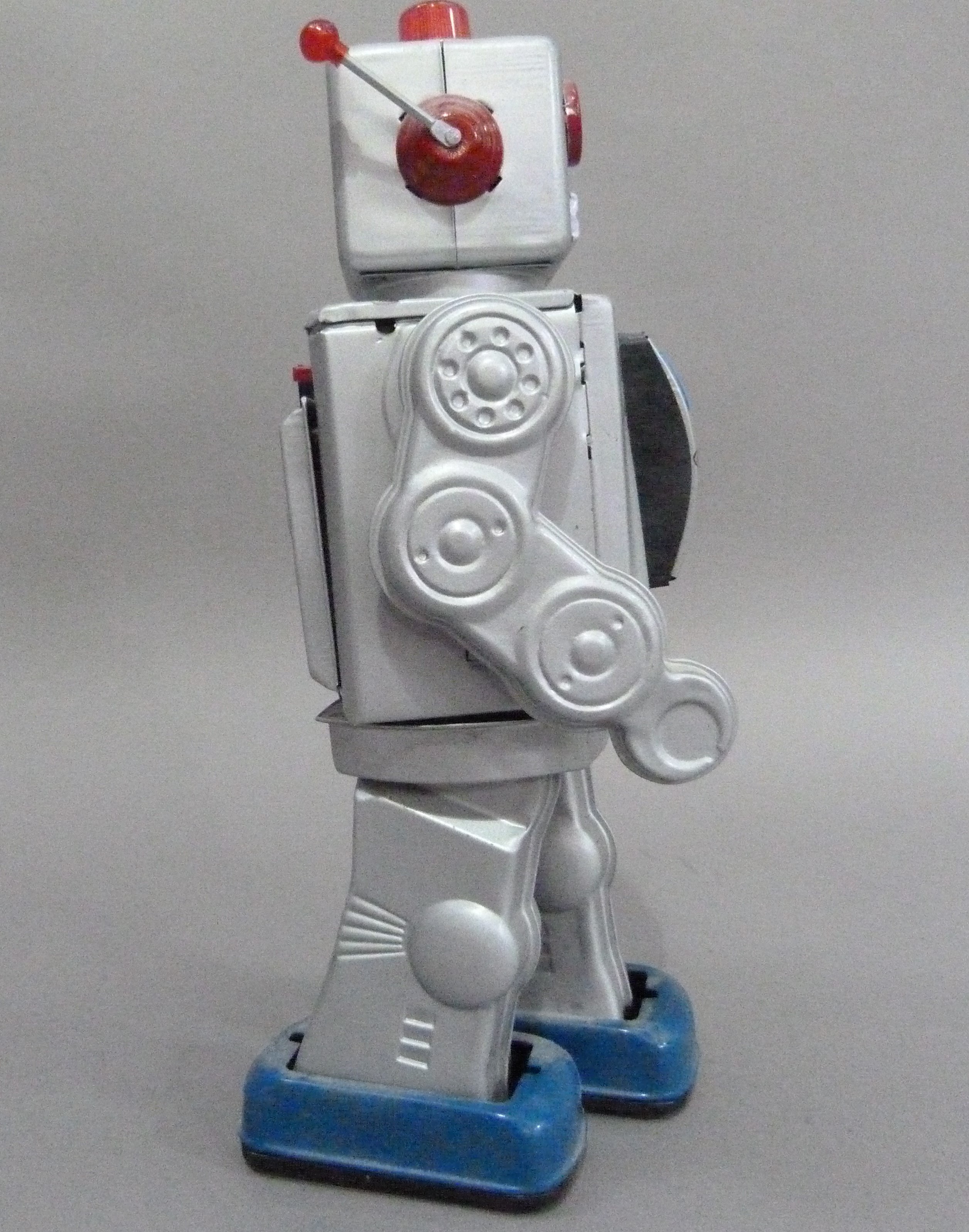 Horiwaka (Japan) Star Strider battery operated tin plate robot, 30.5cm high - Image 2 of 4