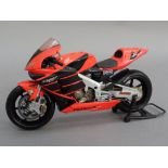 Minichamps 1:12 Honda RC211V Valentino Rossi Summer Test Bike 2001, boxed