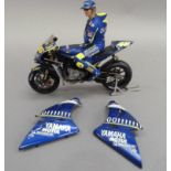 Minichamp 1:12 Yamaha YZR M1 Valentino Rossi Gauloises Yamaha Team MotoGP 2005, boxed, together with