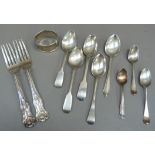A quantity of miscellaneous silver including, Kings pattern dessert forks (2), teaspoon, napkin