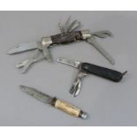 A early 20th century pocket knife with hatched sides together with a later pocket knife with