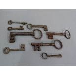 A quantity of keys (8)