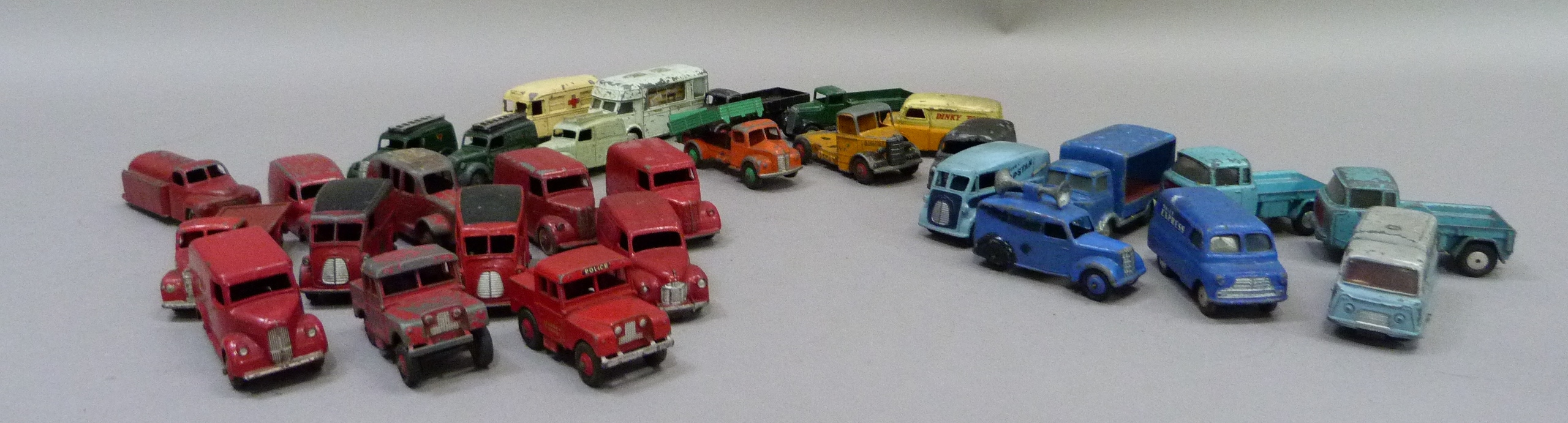 A quantity of Dinky toys diecast vehicles including, Morris 10CWT van, Jeep FC150, Mersey tunnel - Image 2 of 2