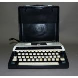 A Silver Reed 70 typewriter in case