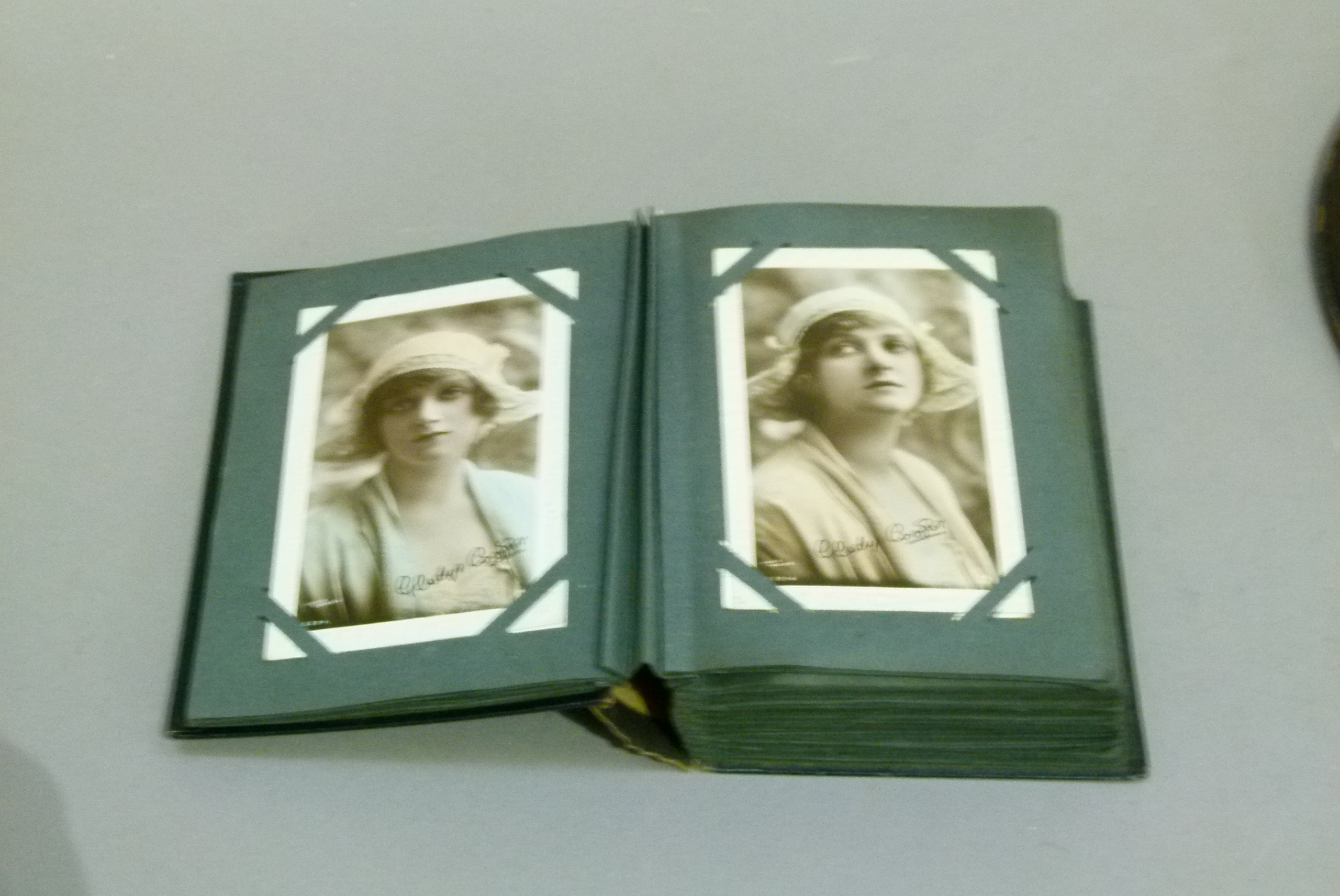 Approx sixty two postcards of Gladys Cooper and some of her children; together with a small quantity - Image 3 of 3