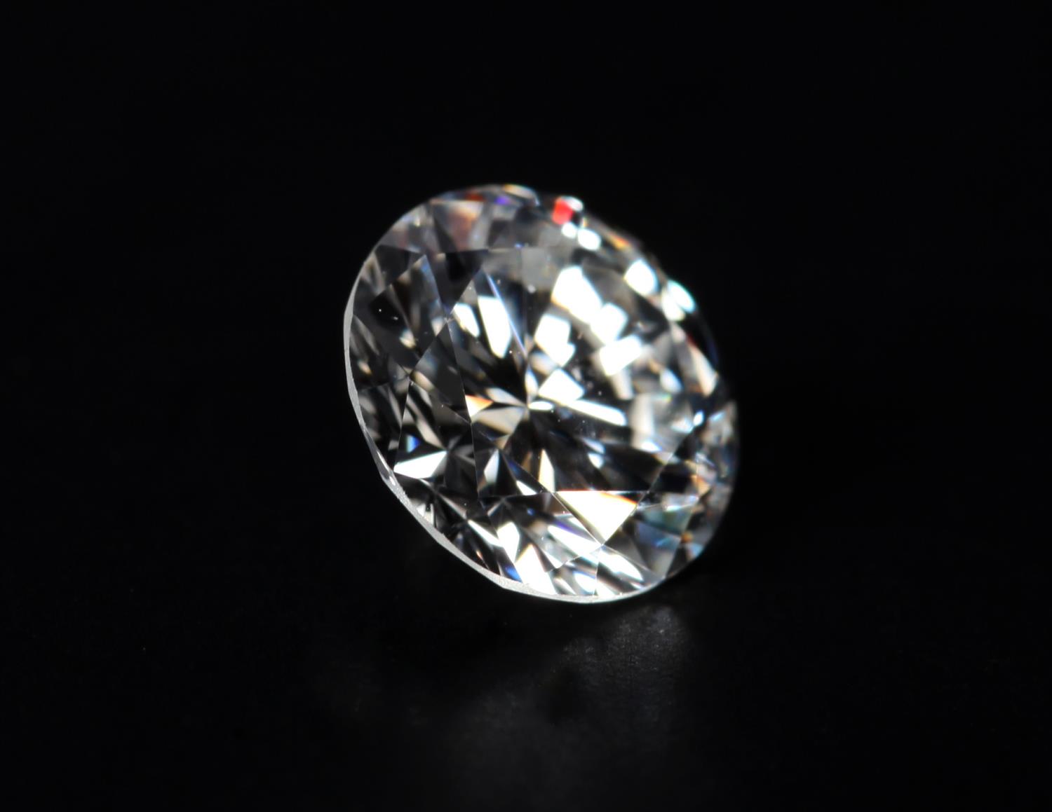 A ROUND BRILLIANT CUT DIAMOND Approximate weight 1.03ct Clarity grade VVS1 Colour grade F Anchor - Image 2 of 4