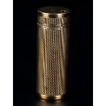 A PILL HOLDER TUBE BY WILLIAM H MANTAN 9ct gold, the circular engine turned barrel with rotating