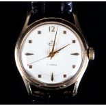 A SMITHS GENTLEMAN'S DE LUXE MANUAL WRISTWATCH c.1956 in 9ct gold screw backed case, of aviation/