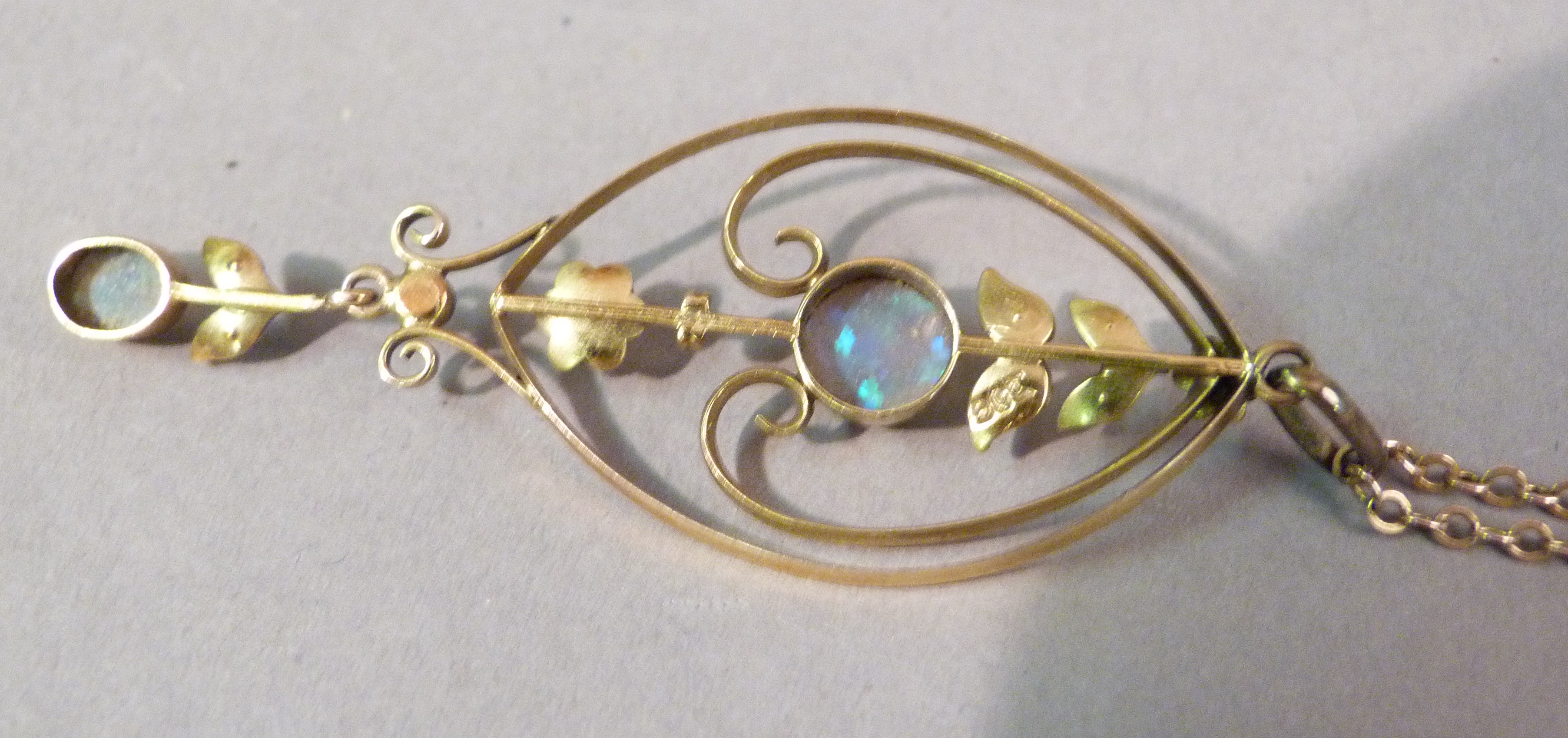 AN EDWARD VII OPAL AND SEED PEARL PENDANT in 9ct gold, the circular and oval cabochon opals collet - Image 3 of 3