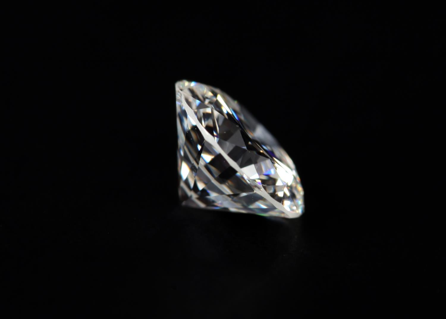 A ROUND BRILLIANT CUT DIAMOND Approximate weight 1.03ct Clarity grade VVS1 Colour grade F Anchor - Image 3 of 4