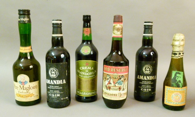 Mixed - Amandia Vin de Liquer, C.A.I.R, Rhodes-Grece, 2 bottles, Old Reserve Achaia Clauss, 1