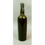 1910 Vintage Port, branded wax capsule but only '1910 Port' discernible, 1 bottle, low to mid
