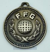 1960 France v England Amateur International golf participants medal – engraved on the reverse “