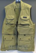 House of Hardy Country Wear – XL 6 Pocket zip fronted fishing vest with 2 inside pockets