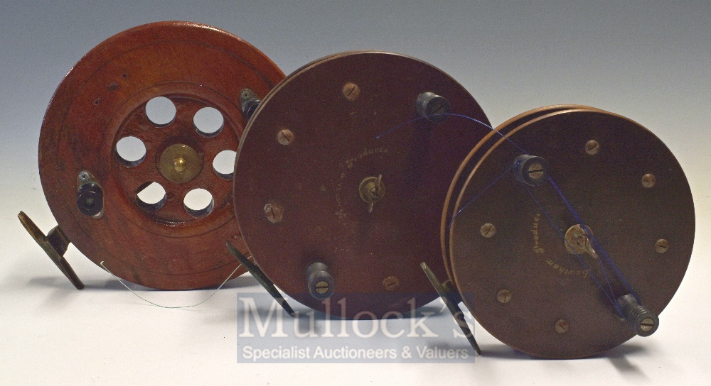 3 Sea Reels – 9” Wooden reel with smooth brass foot , twin handles, centre brass screw together with - Image 2 of 2