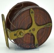 Good unnamed Slater Style 3.5” wooden Nottingham and brass star back wide drum fly reel – c/w Slater