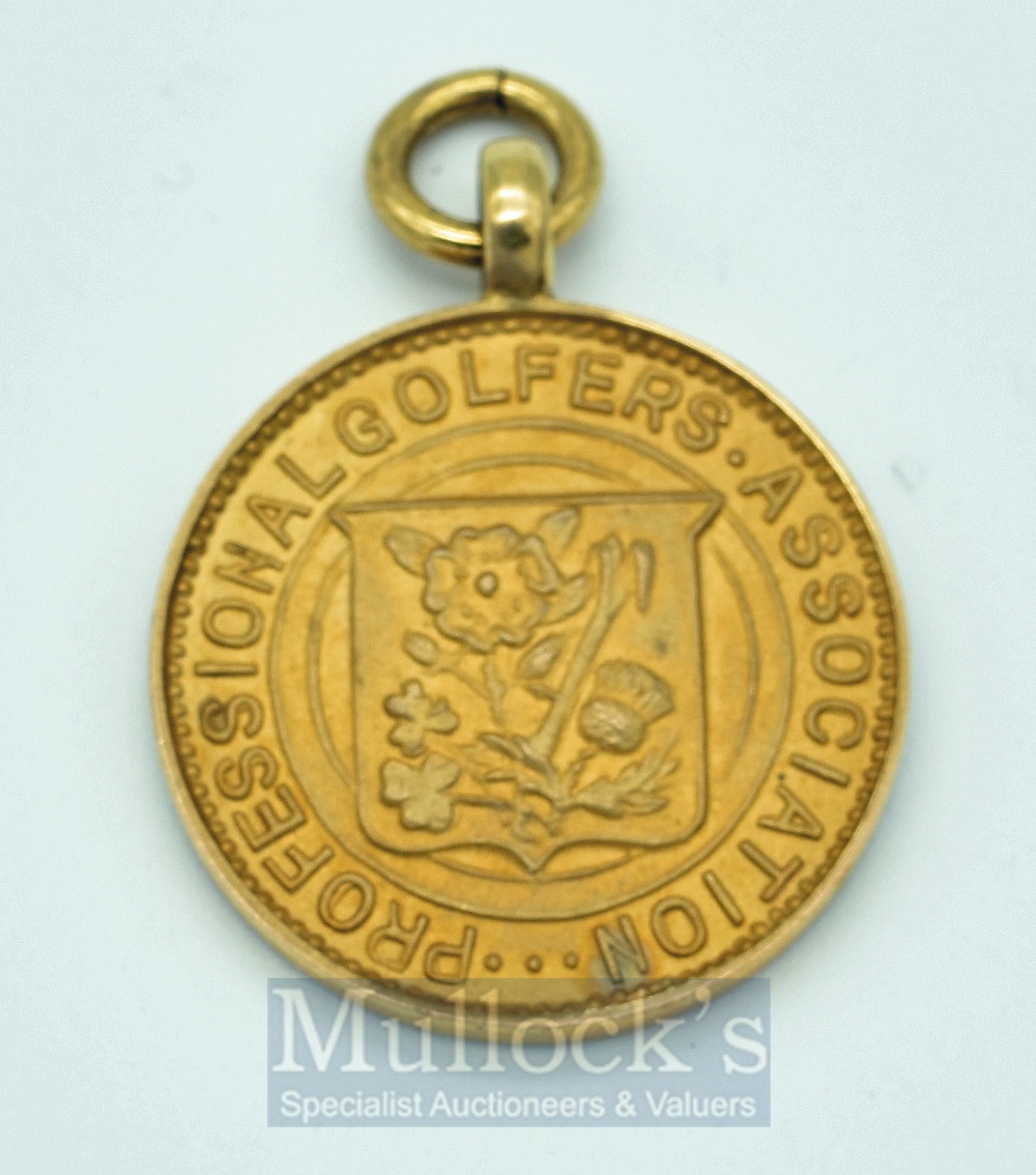 1962 Professional Golfer Association 9ct gold winners medal - stamped .375, engraved on the