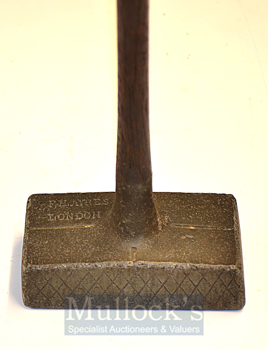 Rare unnamed Samuel Pat “The Cert” Rectangular Centre Shafted Alloy Headed Putter c.1906 – the crown