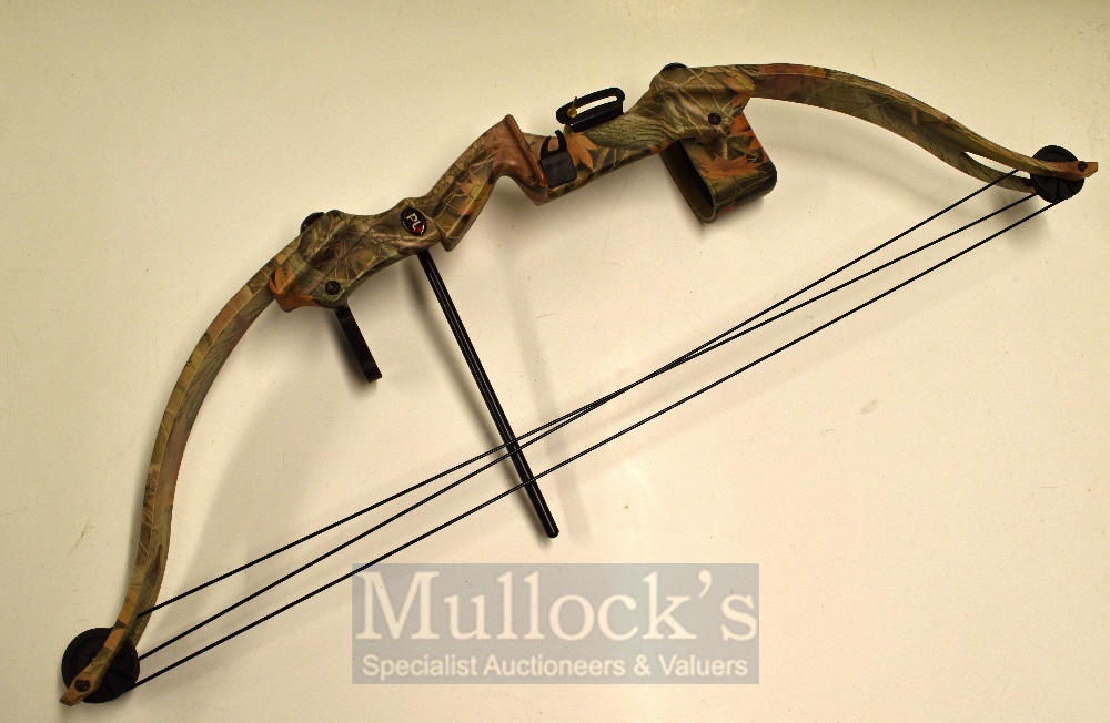 PL Composite Bow – idler wheel, sturdy composite limbs and high-strength bowstrings