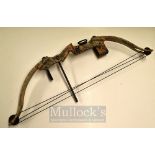 PL Composite Bow – idler wheel, sturdy composite limbs and high-strength bowstrings