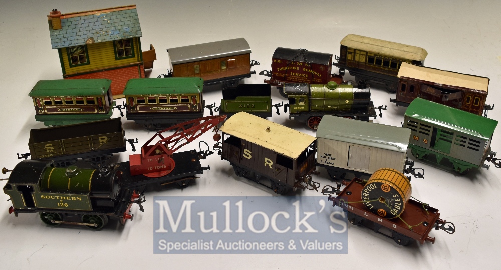 Hornby Tin Plate Clockwork O Gauge Toys – To include M3 Tank Locomotive, 3132 Loco, 3 pullman