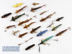 Interesting selection of Fishing Lures: 4x Percy Wadham Land’em Loach, Foster’s “Favourite” Kill