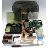 Lureflash canvas tackle bag and accessories – incl alloy extending gaff, selection of cork and quill
