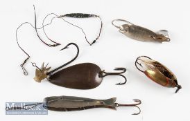 Fishing Gazette Style Spoon Lures – Large hook example together with 3 other unusual lures (4)